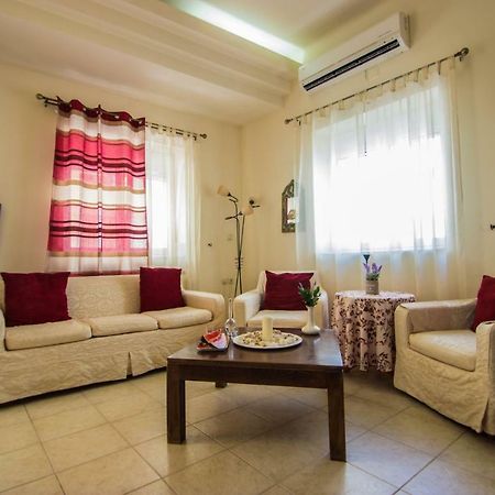 Elizabeth'S Place Kandiye Dış mekan fotoğraf