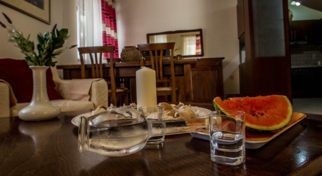 Elizabeth'S Place Kandiye Dış mekan fotoğraf